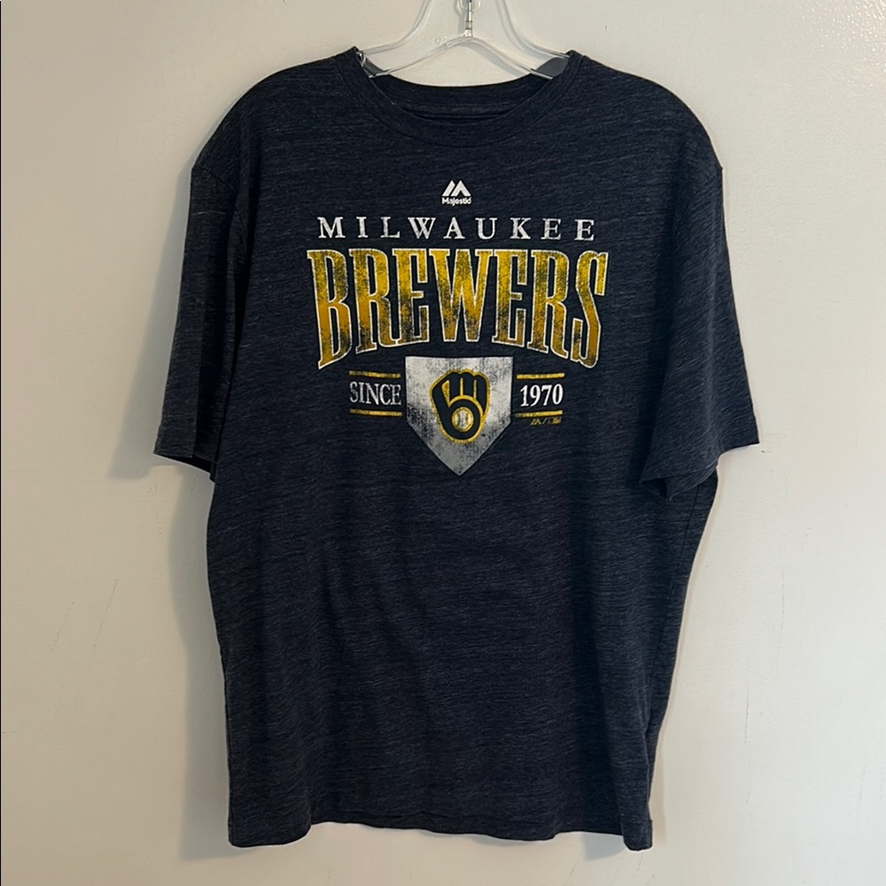 Milwaukee Brewers Distressed Logo Retro 1970 Heather Gray Majestic T-Shirt Sz Lg